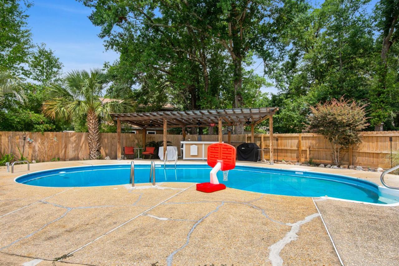 Private Oasis, Pool, Downtown Pns & 3br-2,5bt